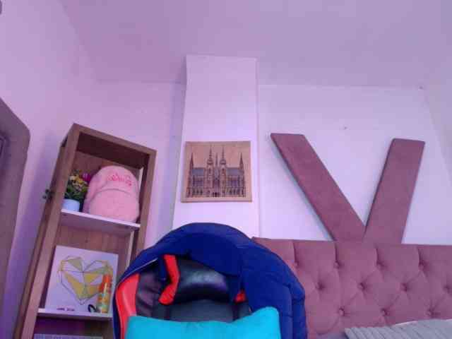 MiiaParis webcam