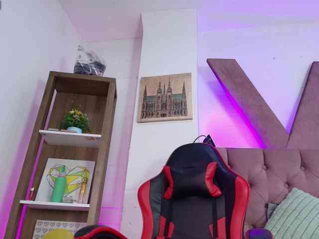MiiaParis webcam