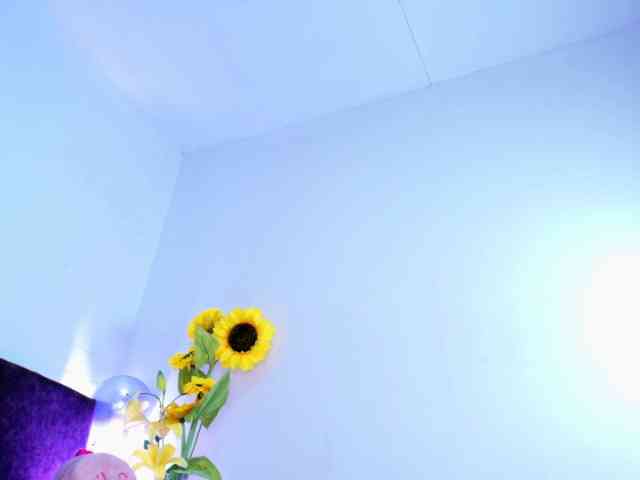 MiiaParis webcam