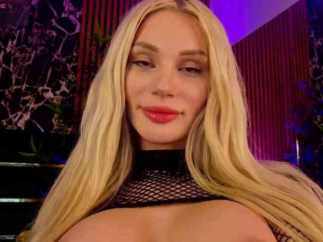 BarbieKara Live Webcam on BongaCams