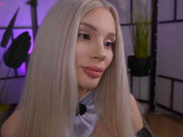 BarbieKara Live Webcam on BongaCams