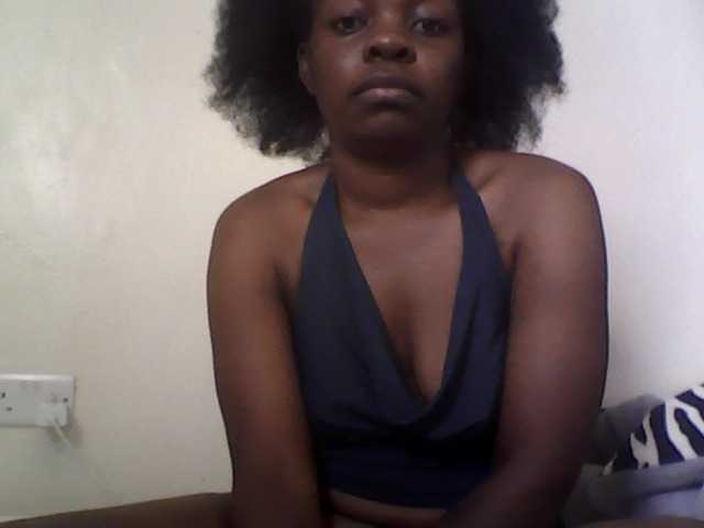 Candyybabbe6, 30 y/o - Live Cam on BongaCams