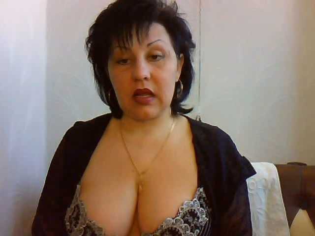 Natali-63 live cam on BongaCams