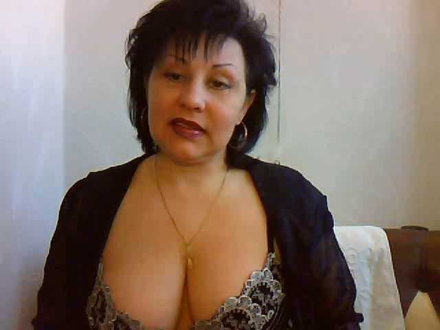 Natali-63 live cam on BongaCams