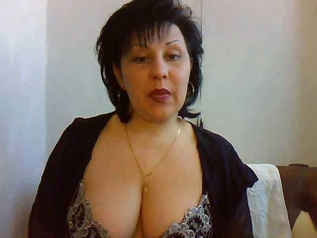 Natali-63 live cam on BongaCams