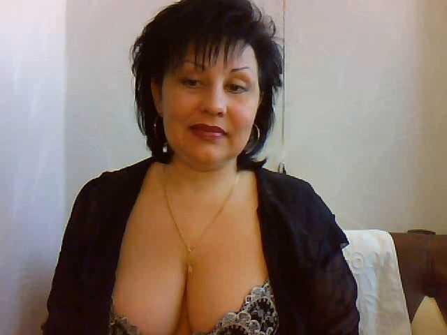 Natali-63, en directo ahora en BongaCams