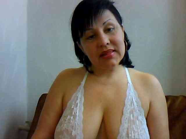 ChokoPiss-69 webcam