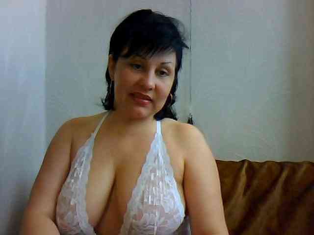 ShokoladPusss-XxX webcam