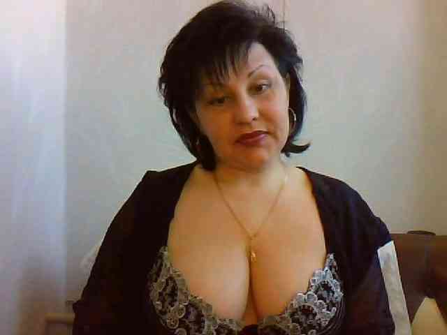 ChokoPiss-69 webcam