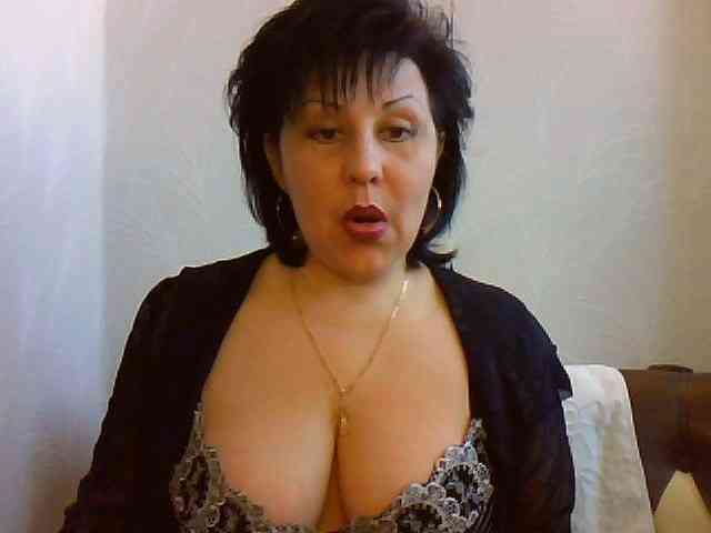 ChokoPiss-69 webcam