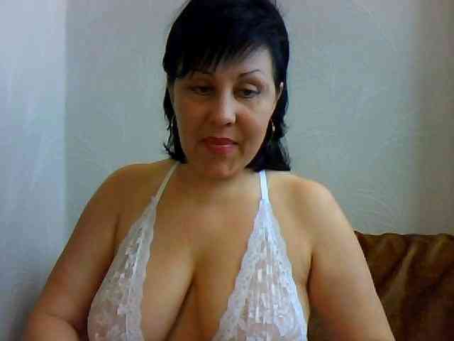 ChokoPiss-69 webcam