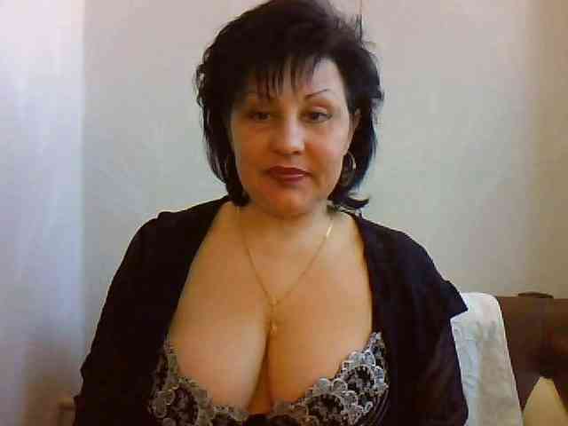 ShokoladPusss-XxX webcam