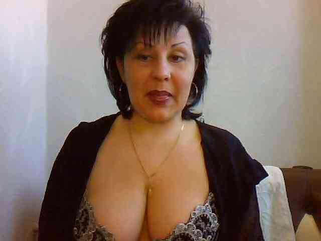 ChokoPiss-69 webcam