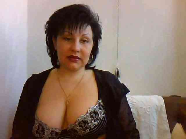 ChokoPiss-69 webcam