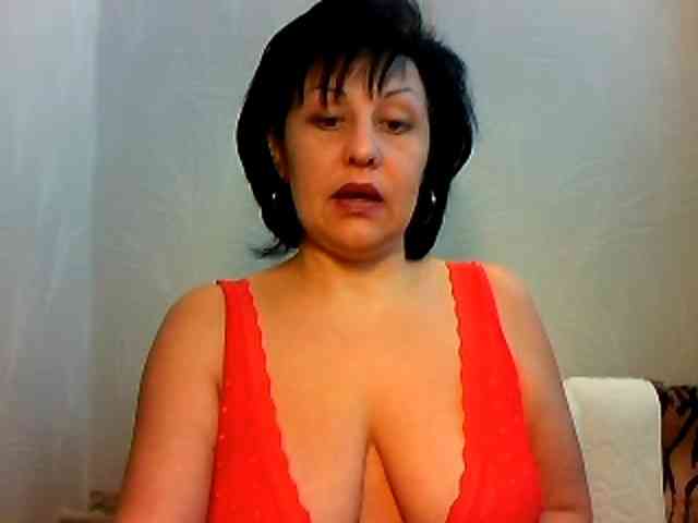 ShokoladPusss-XxX webcam