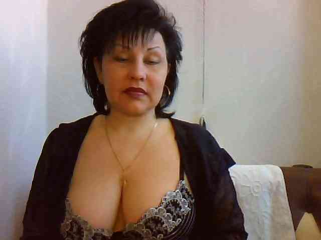 ChokoPiss-69 webcam