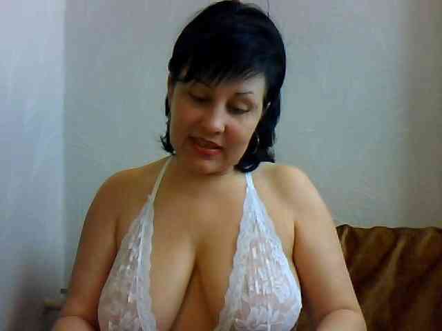 ChokoPiss-69 webcam