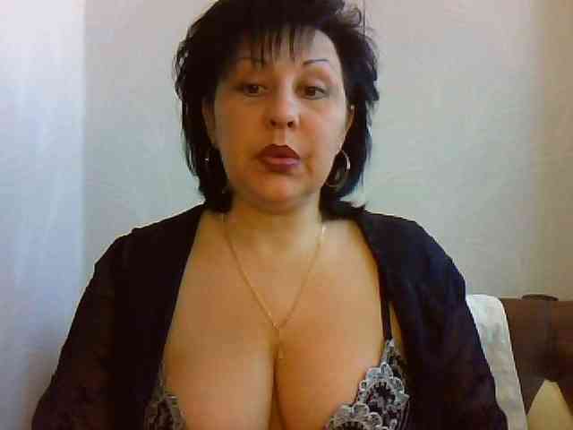 ChokoPiss-69 webcam