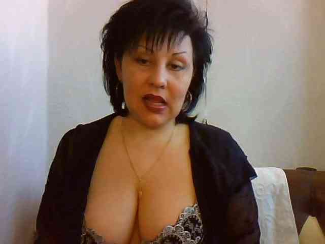 ChokoPiss-69 webcam