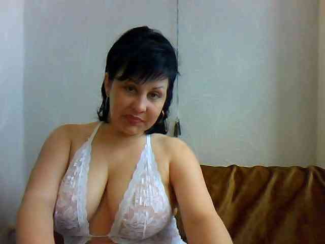 ChokoPiss-69 webcam