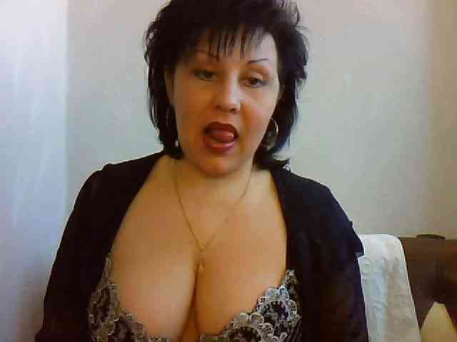 ChokoPiss-69 webcam