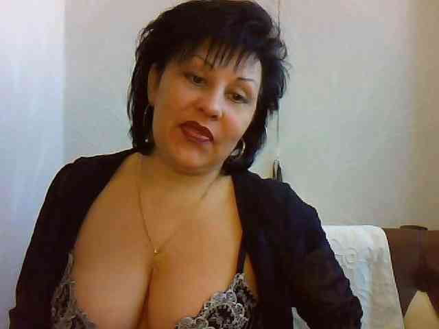 ShokoladPusss-XxX webcam