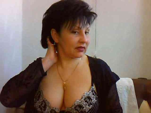 SweetPussyZvZ webcam