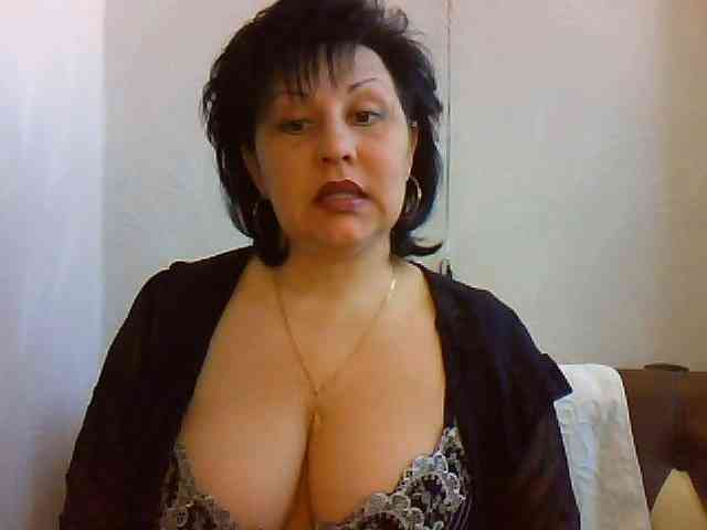 ChokoPiss-69 webcam