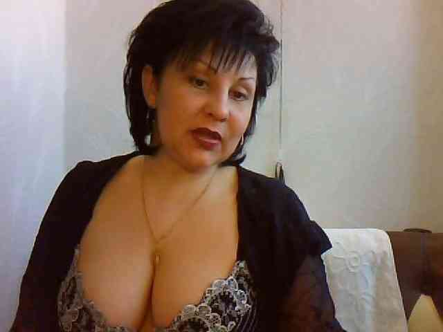 ChokoPiss-69 webcam