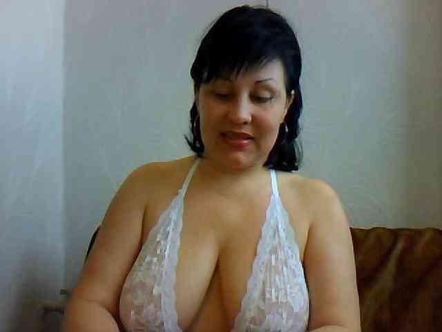 ChokoPiss-69 webcam