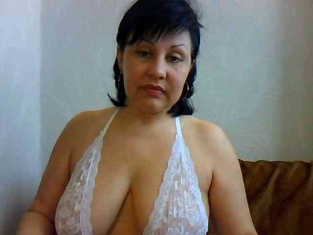 ChokoPiss-69 webcam