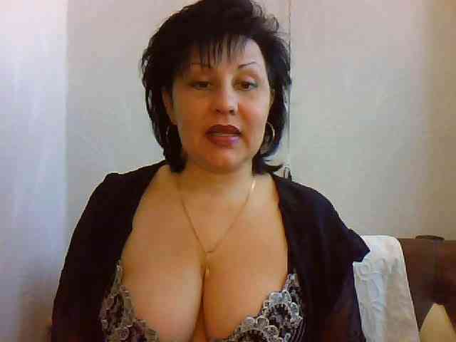 ChokoPiss-69 webcam
