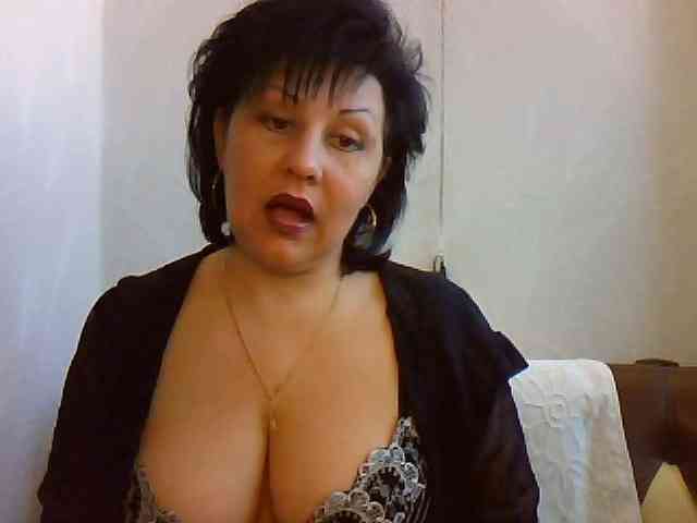 ChokoPiss-69 webcam