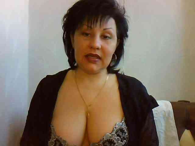 ShokoladPusss-XxX webcam