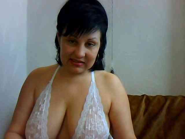 SweetPussyZvZ webcam