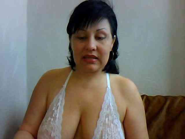 ChokoPiss-69 webcam