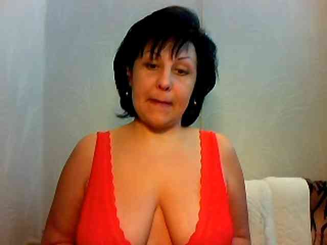 ChokoPiss-69 webcam