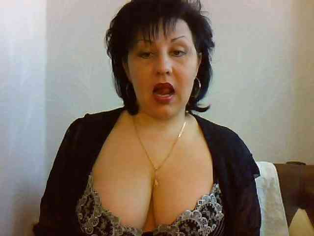 ShokoladPusss-XxX webcam