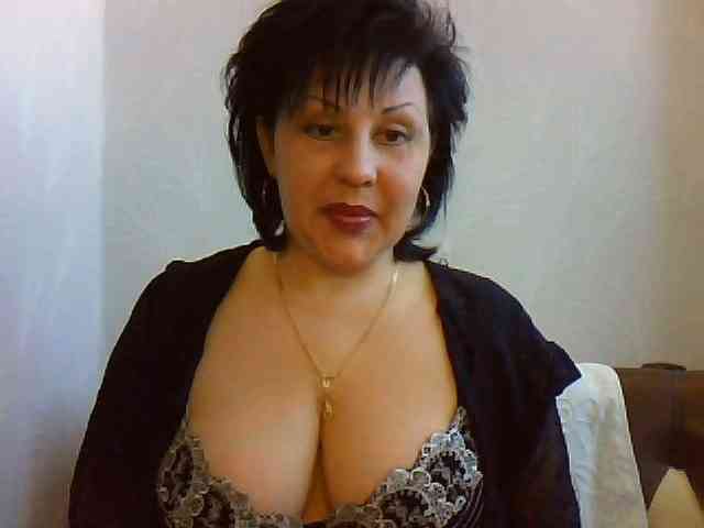 ChokoPiss-69 webcam