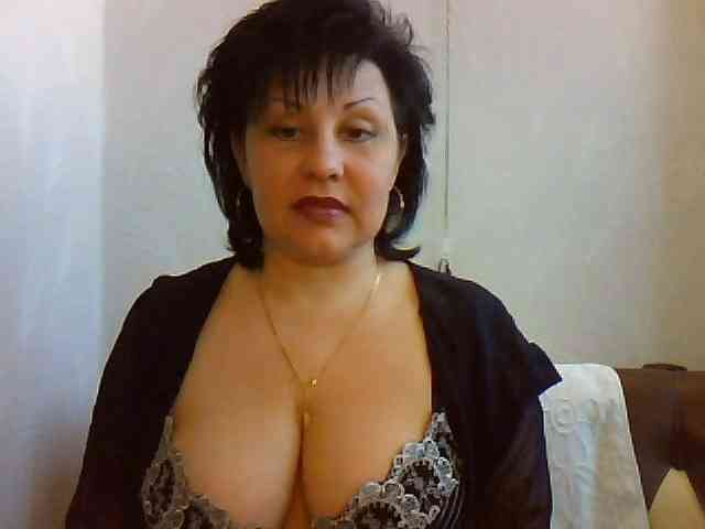 ChokoPiss-69 webcam