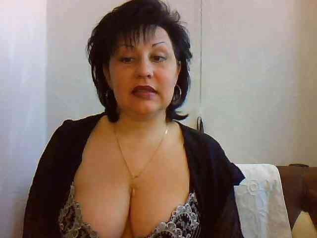 ChokoPiss-69 webcam