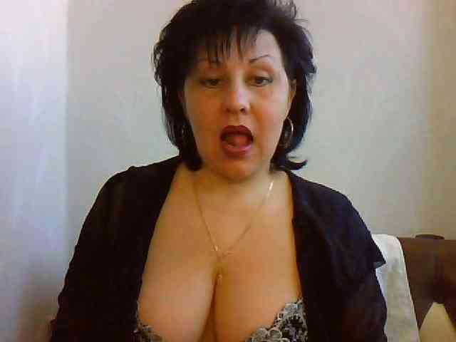 ShokoladPusss-XxX webcam