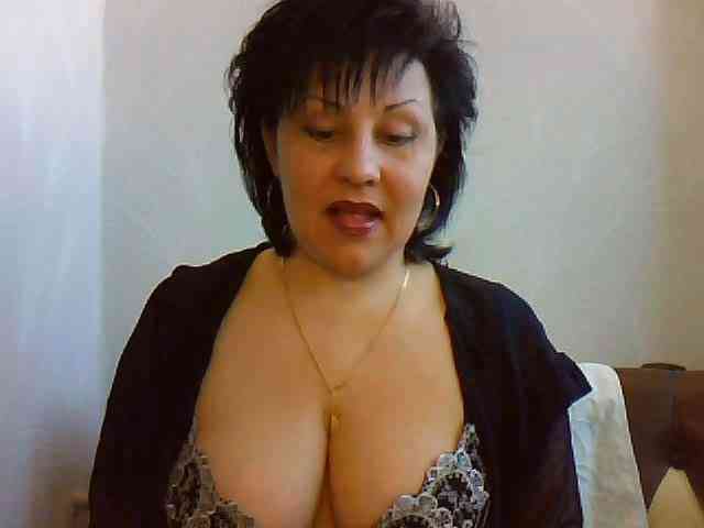 ChokoPiss-69 webcam