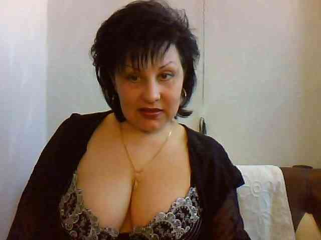 ChokoPiss-69 webcam