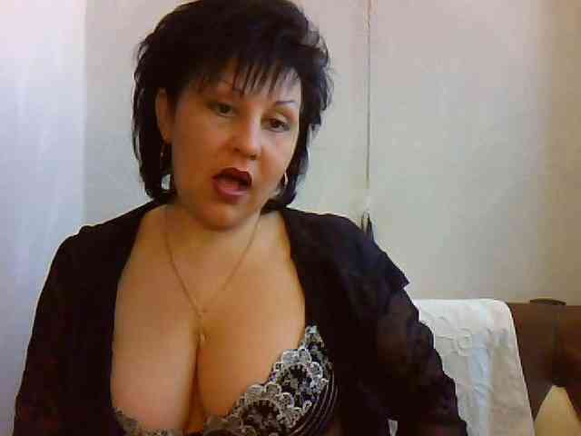 ChokoPiss-69 webcam