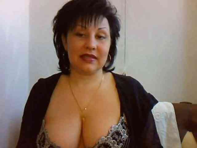 ChokoPiss-69 webcam