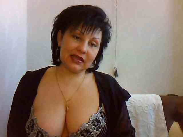 ChokoPiss-69 webcam