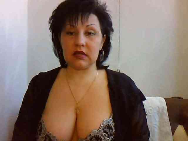 ChokoPiss-69 webcam
