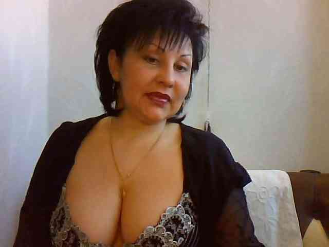ChokoPiss-69 webcam