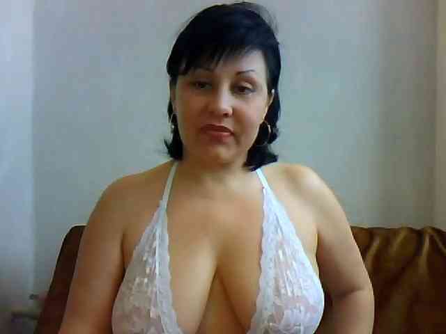 LoveMyAss-ZvZ webcam